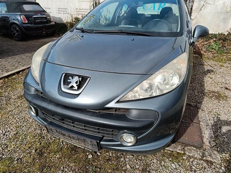 Gebraucht Peugeot 207 Urban Move 95 PS (69 kW) 2009 Grau Kleinwagen