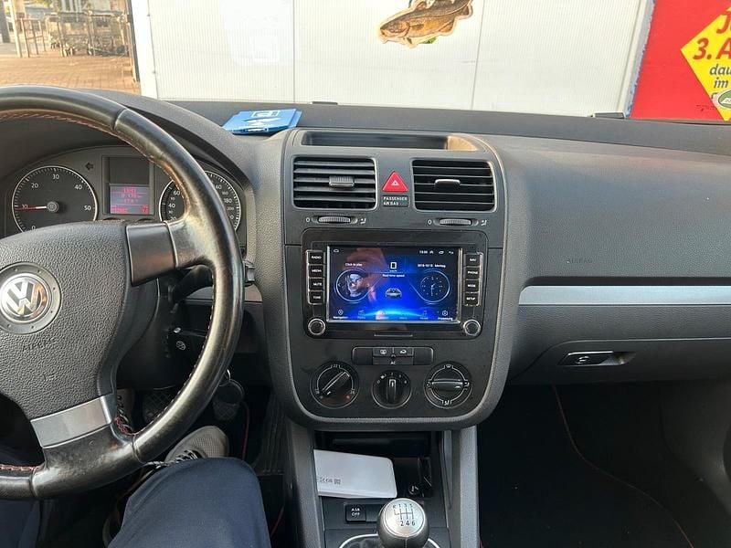 Gebraucht VW Golf 105 PS (77 kW) 2007 Schwarz SUV