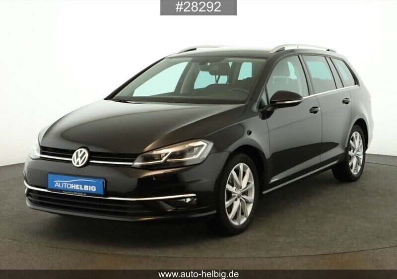 Gebraucht VW Golf VII Highline 150 PS (110 kW) 2019 Deep black perleffekt Kombi