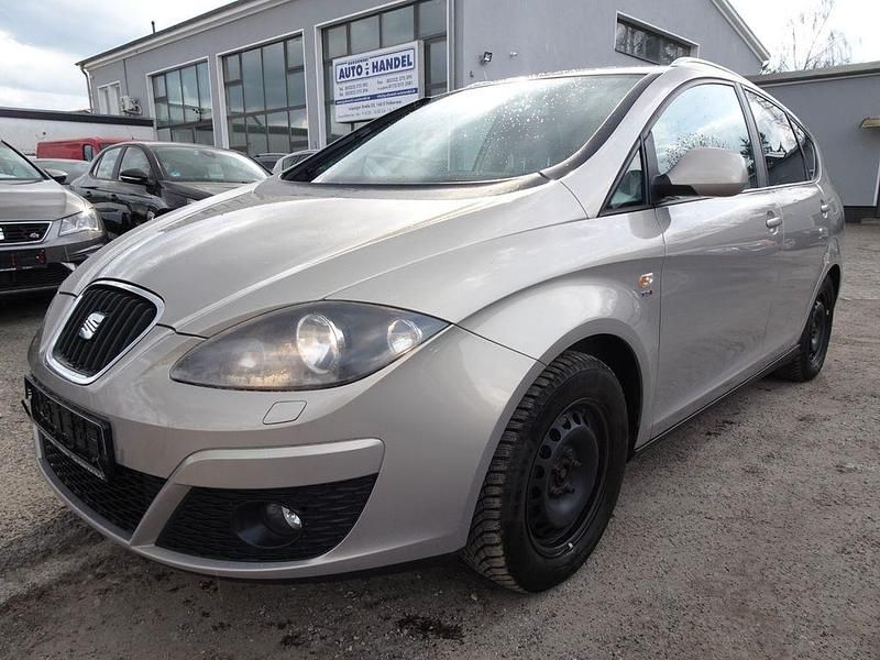 Gebraucht Seat Altea XL Style 105 PS (77 kW) 2012 Beige Van / Kleinbus