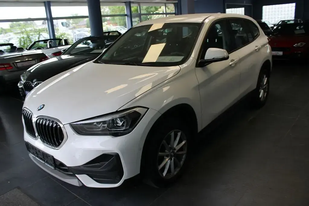 Gebraucht BMW X1 Advantage 150 PS (110 kW) 2022 Alpinweiß uni SUV