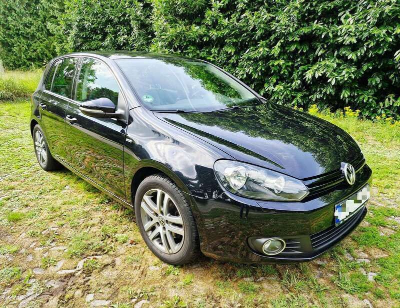 Schwarz Gebraucht 2012 VW Golf VI Match Limousine | 5.550 € (Fairer Preis) - Bild 1/4