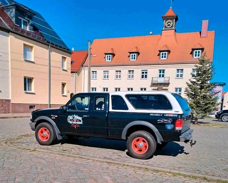 Gebraucht Ford Ranger XLT 156 PS (114 kW) 2000 Schwarz Pickup