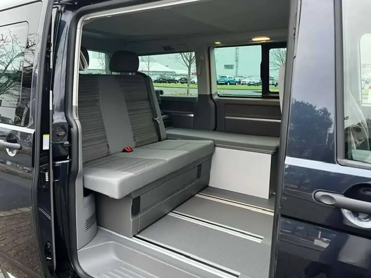 Gebraucht VW California Edition 150 PS (110 kW) 2024 Blau Van