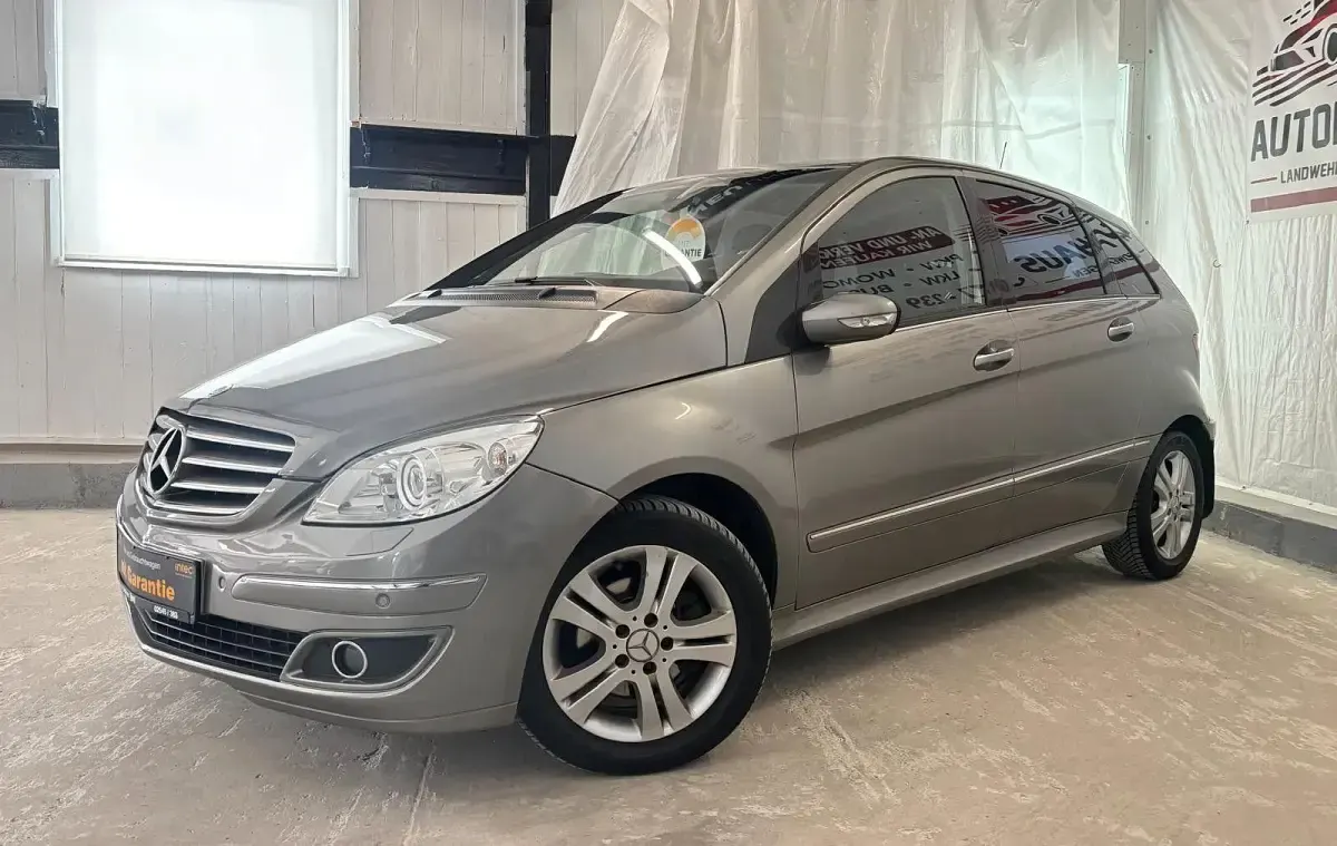 Gebraucht Mercedes B200 136 PS (100 kW) 2006 Grau Van / Kleinbus