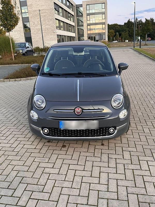 Grau Gebraucht 2018 Fiat 500C Lounge Cabrio | 7.700 € (Fairer Preis) - Bild 1/4