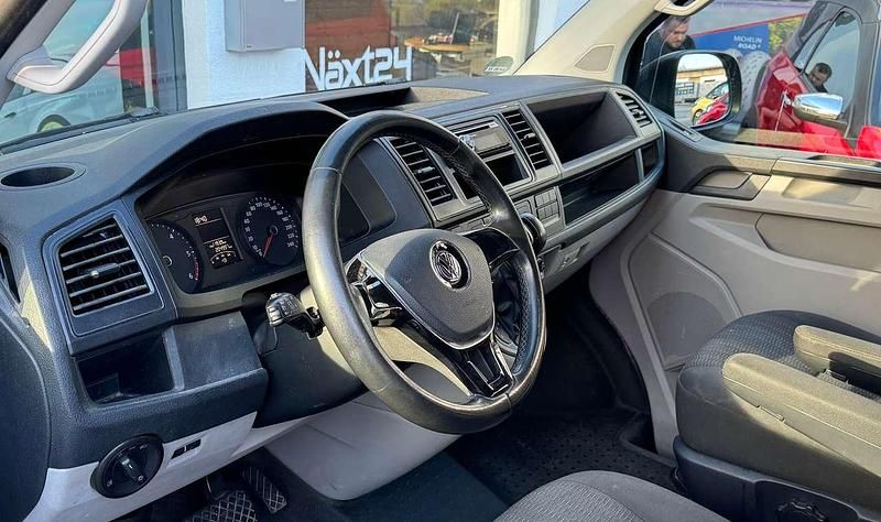 Gebraucht VW T6 204 PS (150 kW) 2016 Pure grey Van