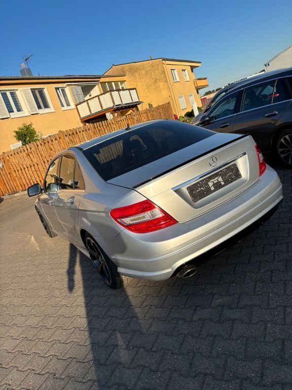 Silber Gebraucht 2008 Mercedes C200 AMG line Limousine | 6.499 € (Superpreis) - Bild 1/4
