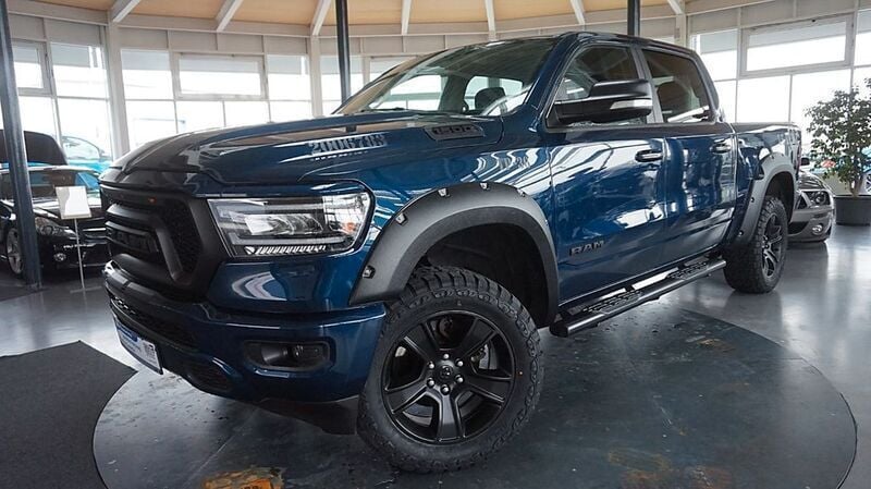 Gebraucht Dodge Ram 401 PS (294 kW) 2020 Blau Pickup