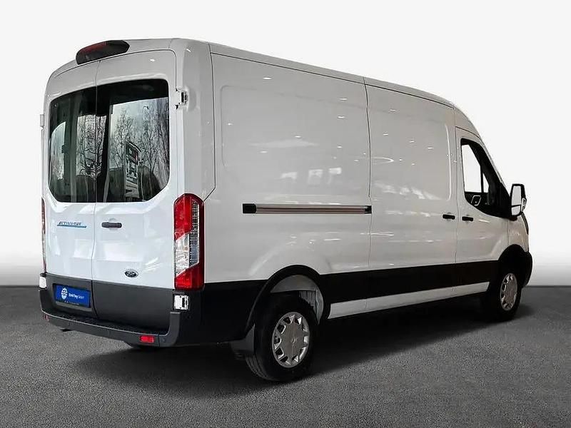 Gebraucht Ford E-Transit Trend 198 kW (270 PS) 2023 Weiß Van