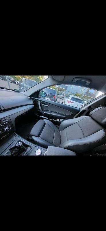 Gebraucht BMW 120 177 PS (130 kW) 2008 Silber Kleinwagen