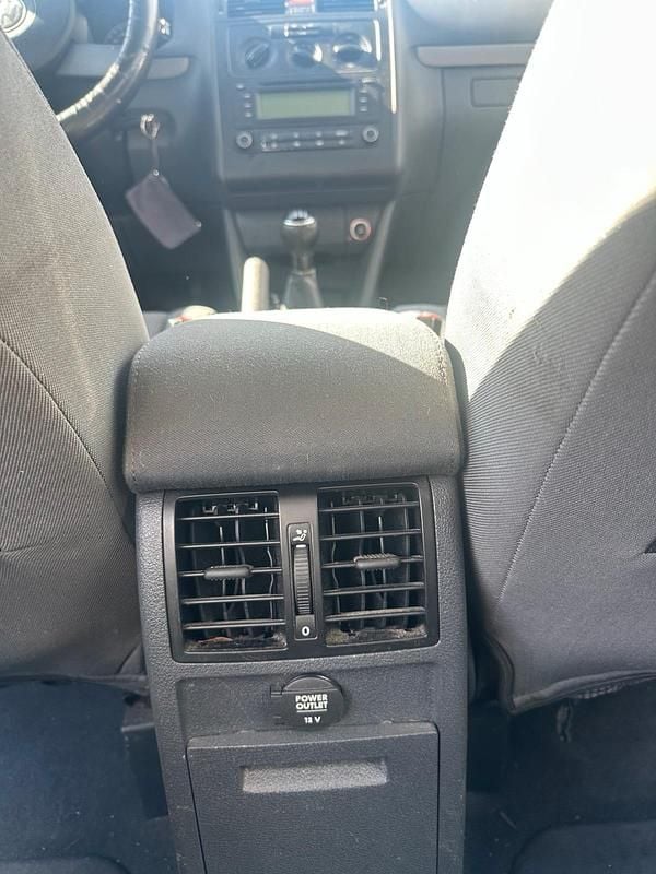 Brugt VW Touran 102 HK (75 kW) 2004 Blå MPV