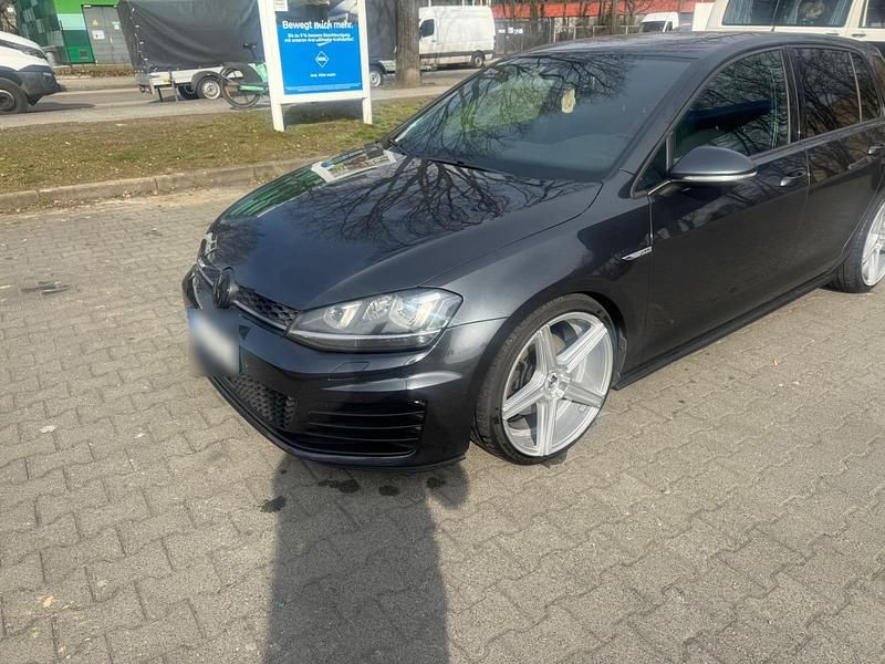Gebraucht VW Golf VII 184 PS (135 kW) 2016 Grau Limousine