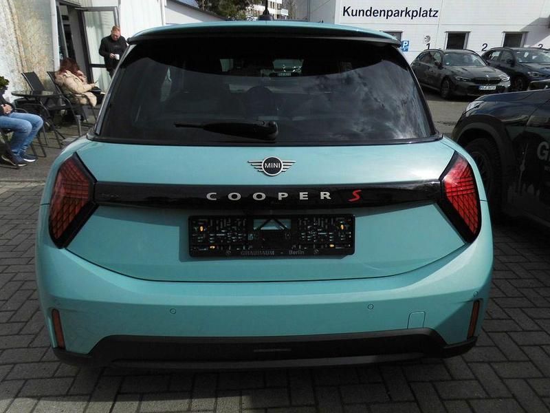 Gebraucht Mini Cooper S Classic 204 PS (150 kW) 2025 Grün Kleinwagen