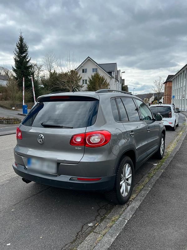 Gebraucht VW Tiguan 140 PS (102 kW) 2007 Grau SUV