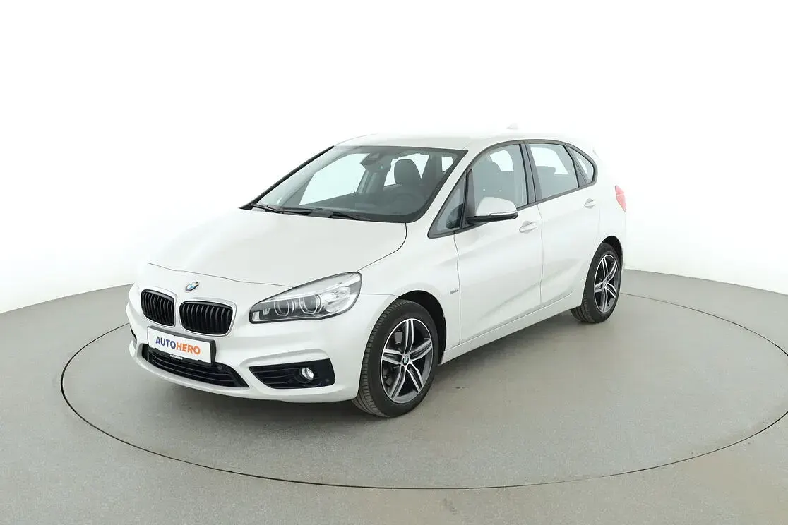 Gebraucht BMW 218 Active Tourer Sport Line 136 PS (100 kW) 2016 Van / Kleinbus