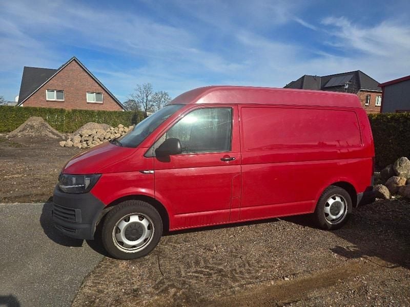 Gebraucht VW T6 204 PS (150 kW) 2016 Rot Van