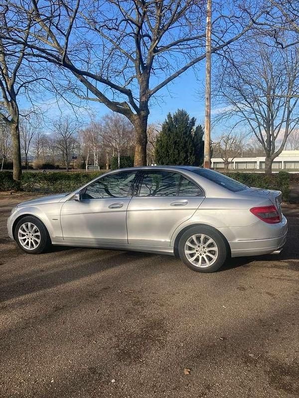 Gebraucht 2010 Mercedes C220 Elegance Limousine | 5.900 € (Etwas zu teuer) - Bild 1/4