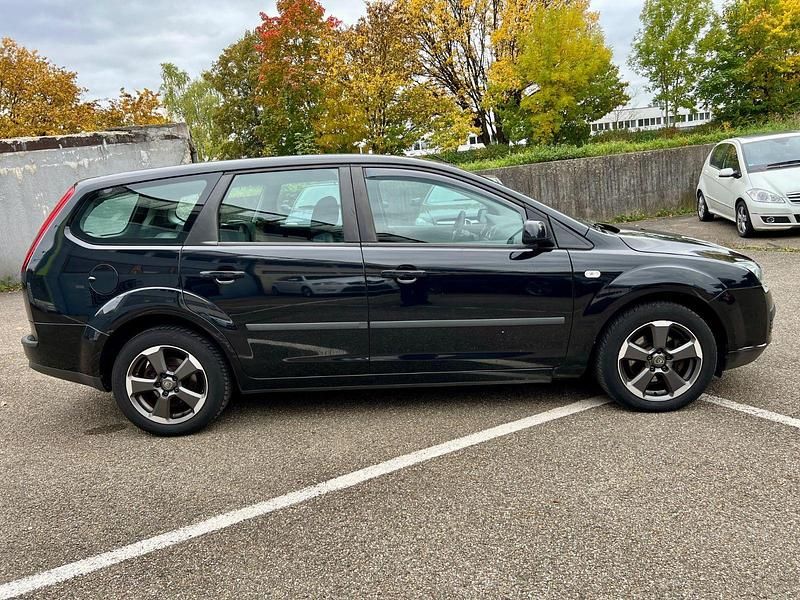 Gebraucht Ford Focus Fun X 109 PS (80 kW) 2006 Schwarz Kombi
