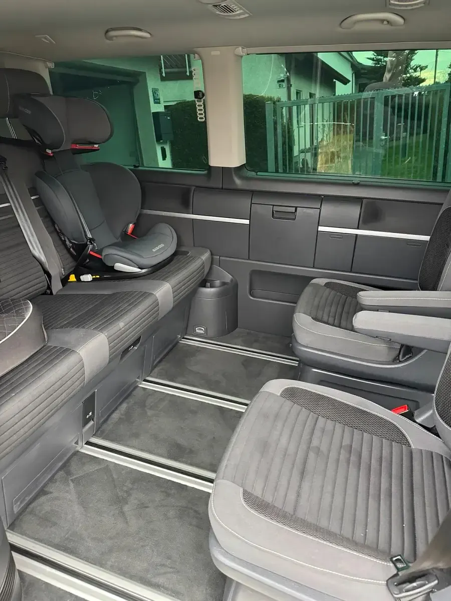 Gebraucht VW Multivan 179 PS (131 kW) 2014 Silber Van / Kleinbus