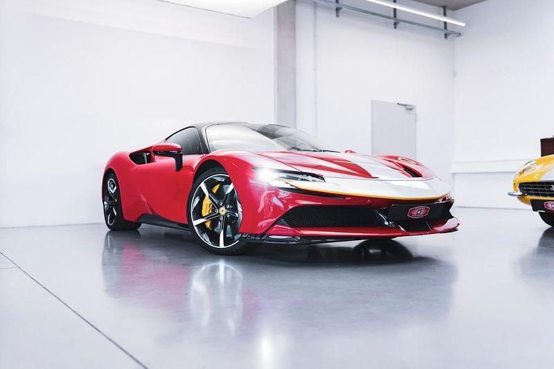 Gebraucht Ferrari SF90 999 PS (734 kW) 2022 Rot