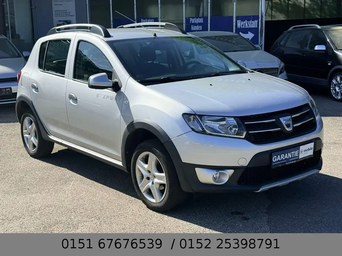 Gebraucht Dacia Sandero Prestige 90 PS (66 kW) 2013 Silber SUV