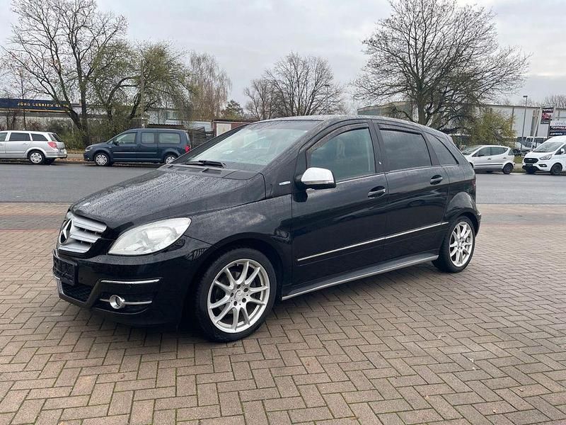 Schwarz Gebraucht 2009 Mercedes B160 Van / Kleinbus | 2.990 € (Guter Preis) - Bild 1/4