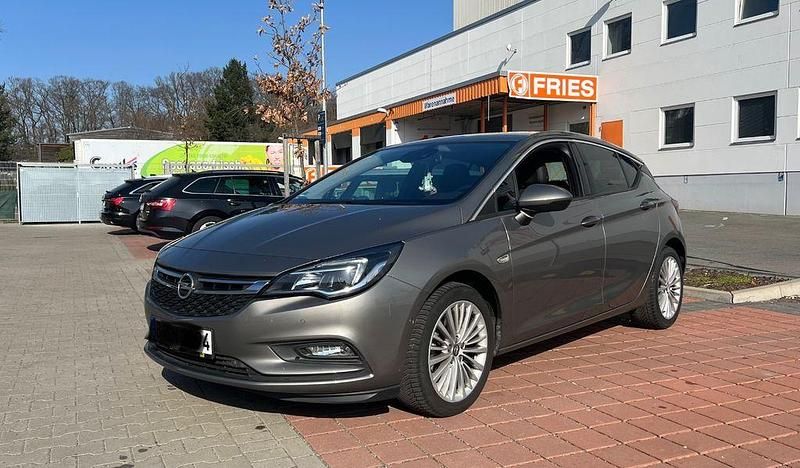 Gebraucht Opel Astra Innovation 125 PS (91 kW) 2016 Grau Limousine