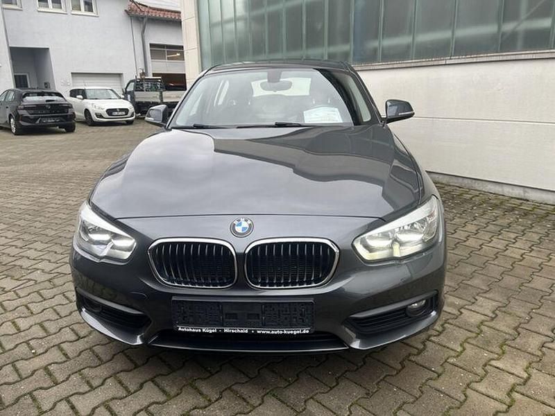 Gebraucht BMW 118 Advantage 136 PS (100 kW) 2017 Mineralgrau (metallic) Kleinwagen