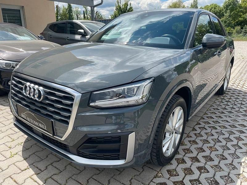 Grau Gebraucht 2017 Audi Q2 S-Line SUV | 14.990 € (Fairer Preis) - Bild 1/4