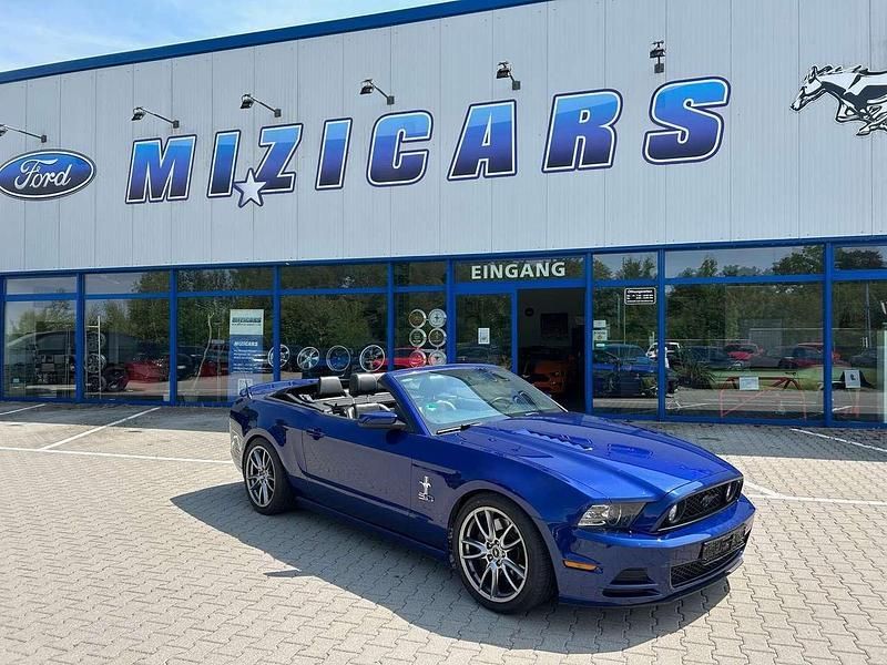Blau Gebraucht 2013 Ford Mustang GT Premium Coupé | 27.500 € (Teuer) - Bild 1/3