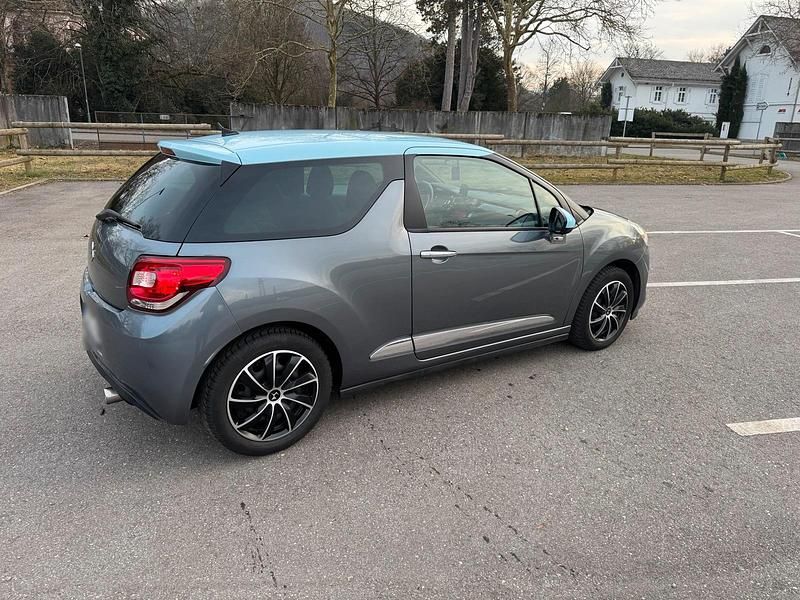 Gebraucht Citroën DS3 So Chic 120 PS (88 kW) 2010 Grau Kleinwagen