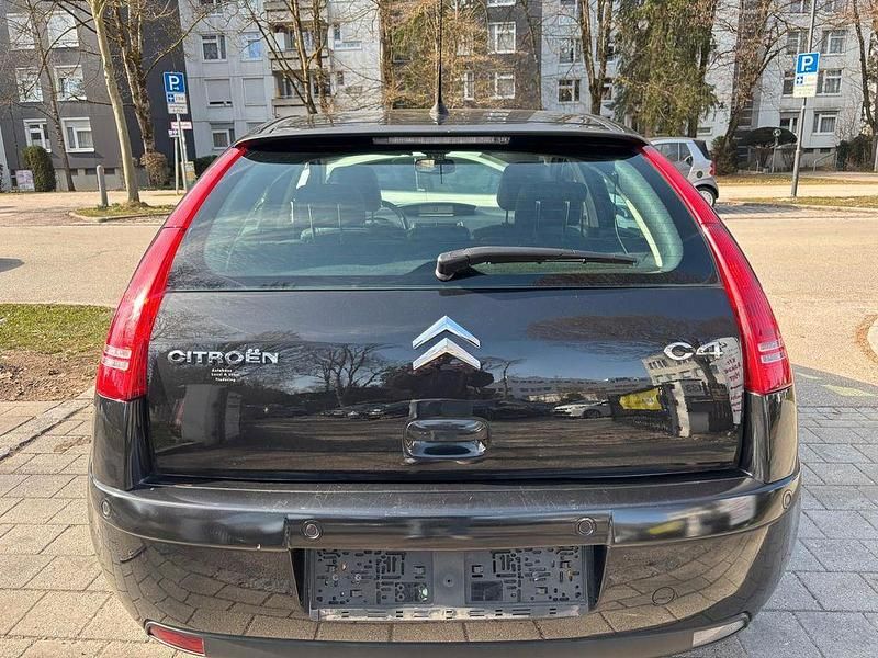 Second-hand Citroën C4 Comfort 109 CP (80 kW) 2007 Negru Berlinǎ