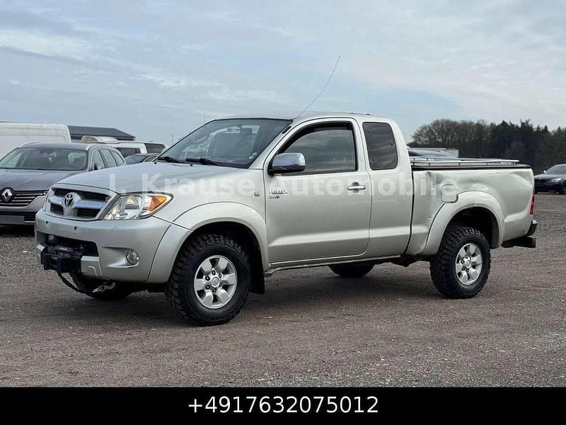 Gebraucht Toyota HiLux 102 PS (75 kW) 2005 Silber Pickup