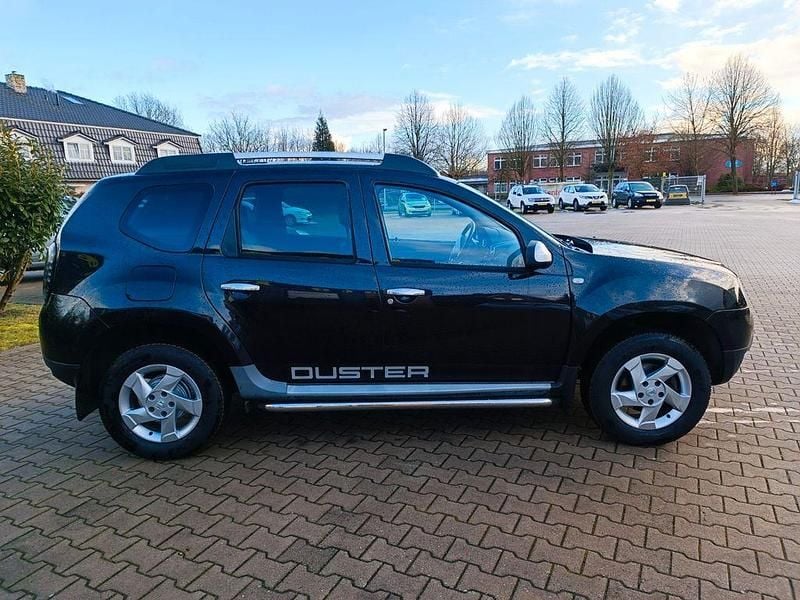 Gebraucht Dacia Duster 105 PS (77 kW) 2012 Schwarz SUV
