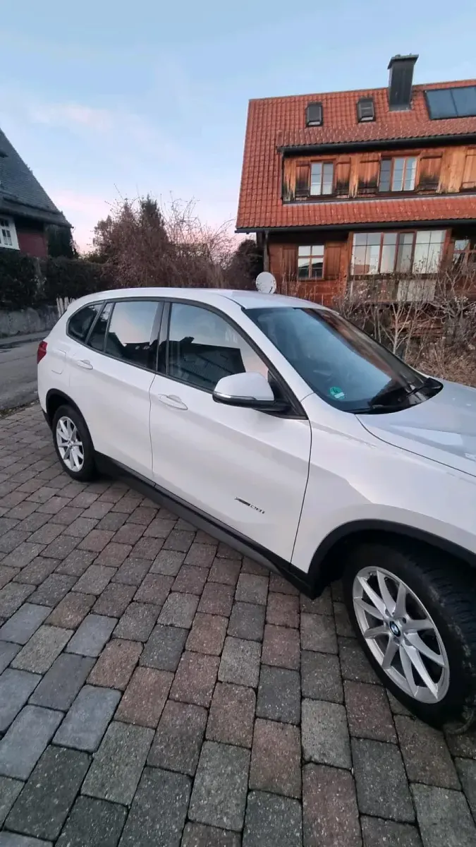 Gebraucht BMW X1 Efficient Dynamics 192 PS (141 kW) 2016 Weiß SUV