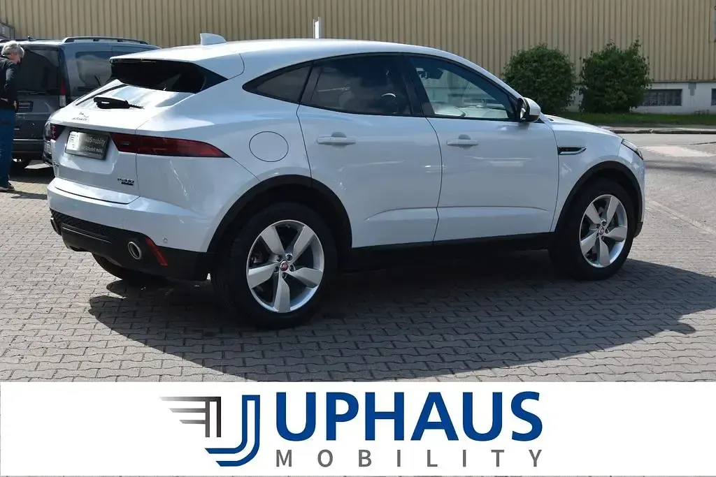 Gebraucht Jaguar E-Pace 200 PS (147 kW) 2019 Weiß (yulong white) SUV
