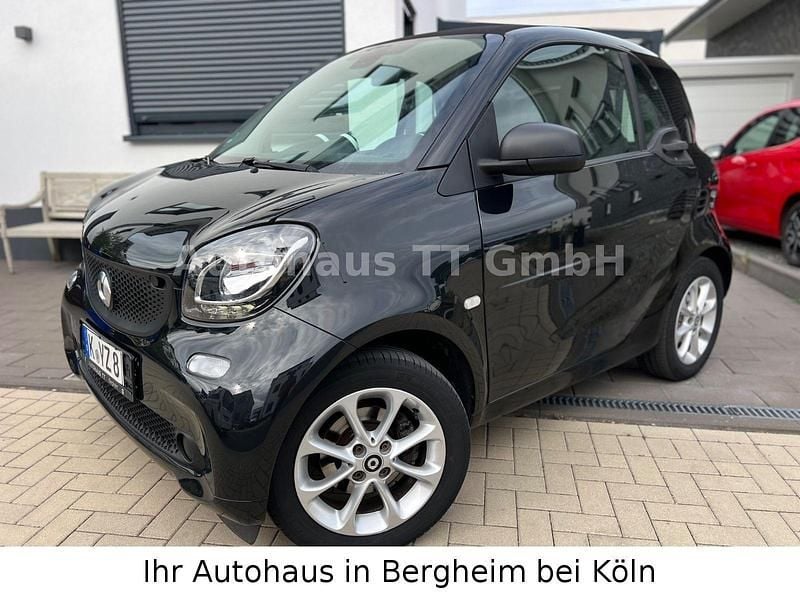 Schwarz Gebraucht 2018 Smart ForTwo Coupé Coupé | 8.900 € (Fairer Preis) - Bild 1/4