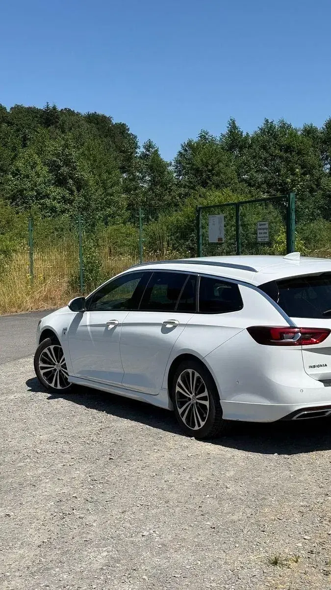 Gebraucht Opel Insignia OPC 209 PS (153 kW) 2017 Weiß Kombi