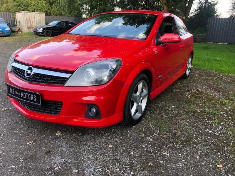 Rot Gebraucht 2009 Opel Astra GTC OPC Coupé | 3.649 € (Guter Preis) - Bild 1/4