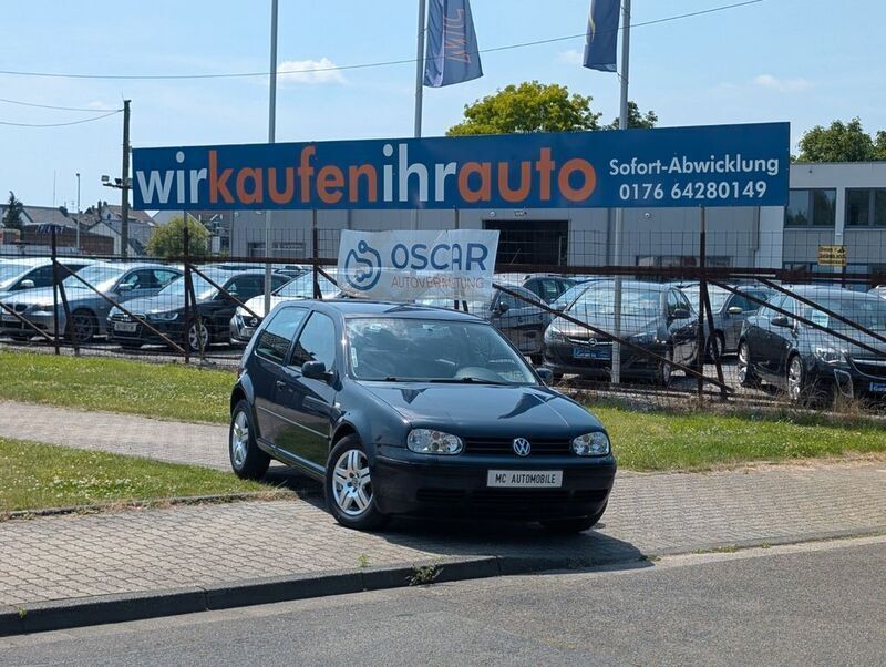 Blau Gebraucht 2001 VW Golf IV Trendline Kleinwagen | 2.399 € (Etwas zu teuer) - Bild 1/4