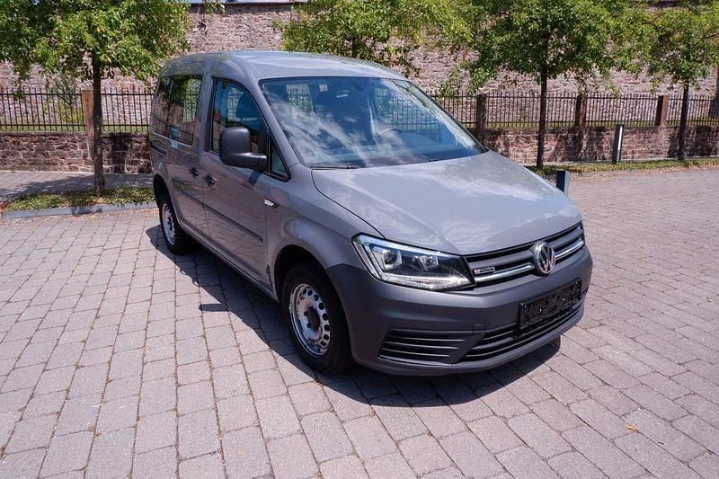 Grau Gebraucht 2020 VW Caddy Van / Kleinbus | 14.500 € (Fairer Preis) - Bild 1/4
