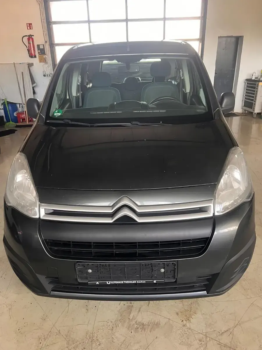 Gebraucht Citroën Berlingo 99 PS (72 kW) 2017 Grau Van / Kleinbus