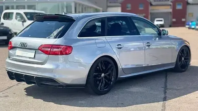 Gebraucht Audi A4 Ambition 150 PS (110 kW) 2015 Grau Kombi