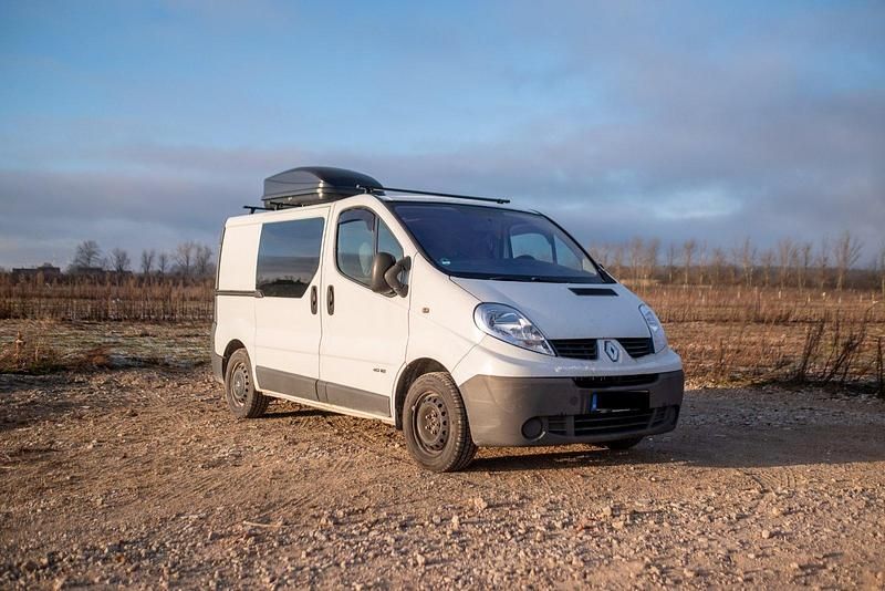 Gebraucht Renault Trafic 114 PS (83 kW) 2009 Weiß Van / Kleinbus