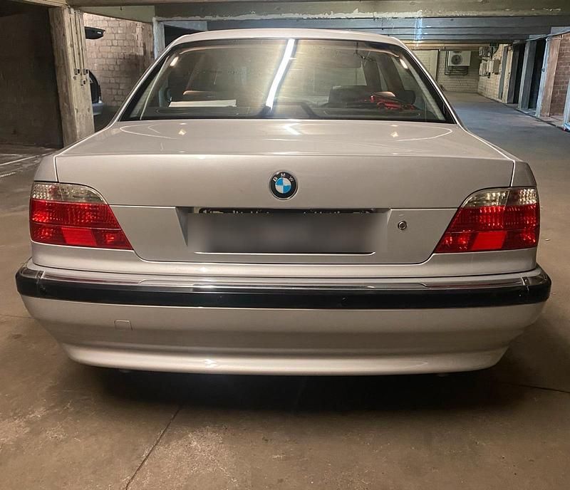 Gebraucht BMW 728 193 PS (141 kW) 1998 Silber Limousine