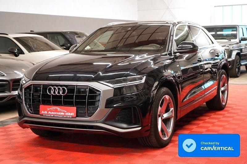 Gebraucht Audi Q8 S-Line 286 PS (210 kW) 2018 Orcaschwarz/deep black SUV