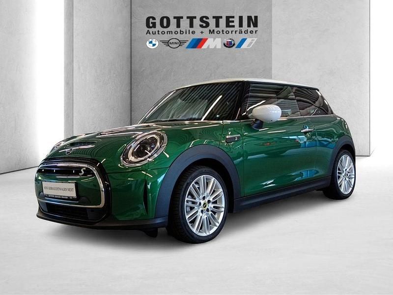 British racing green iv Gebraucht 2022 Mini Cooper SE Classic Kleinwagen | 19.990 € (Etwas zu teuer) - Bild 1/4