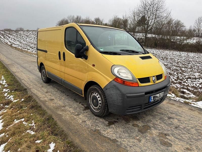 Gebraucht Renault Trafic 82 PS (60 kW) 2003 Van / Kleinbus