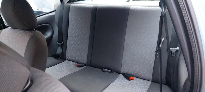 Gebraucht Ford Fiesta 60 PS (44 kW) 2001 Grün Kleinwagen